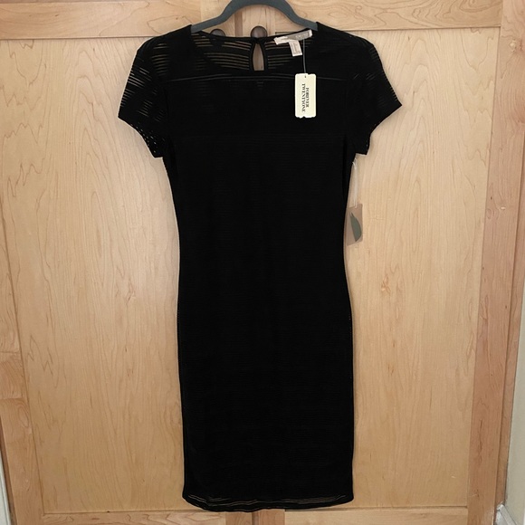 ❗️New with Tags❗️ Forever 21 Body-Con Dress - Picture 2 of 9